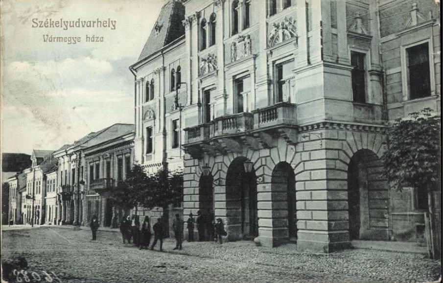 Székelyudvarhely, Vármegye háza (korabeli képeslap)